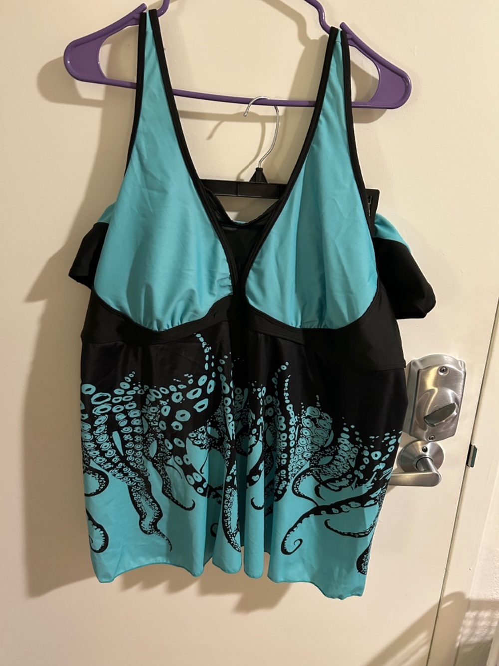 Turquoise & Black Octopus Print Swim Tankini Top